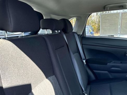 Used 2021 Mitsubishi Outlander Sport ES image 23