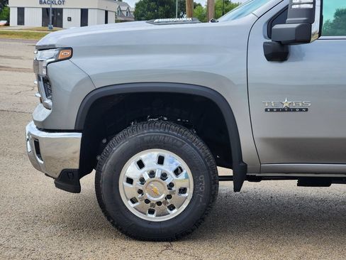 New 2026 Chevrolet Silverado 3500 LTZ w/ LTZ Texas Edition AWD/4WD image 5