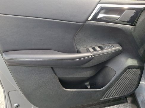 Used 2024 Mitsubishi Outlander SE AWD/4WD image 12