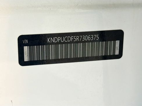 Used 2024 Kia Sportage LX image 12