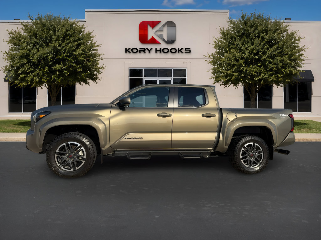 Used 2024 Toyota Tacoma TRD Sport AWD/4WD image 2