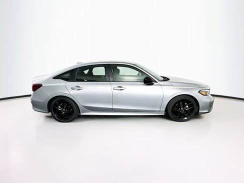 Used 2025 Honda Civic Sport image 10