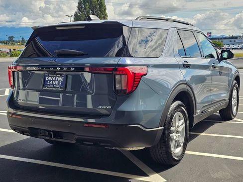 Used 2026 Ford Explorer Active AWD/4WD image 5