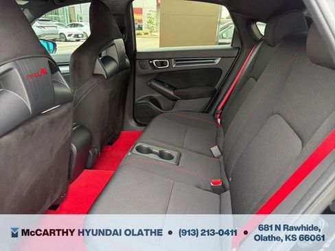 Used 2023 Honda Civic Type R image 11