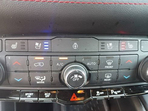 Used 2025 Dodge Durango R/T AWD/4WD image 33