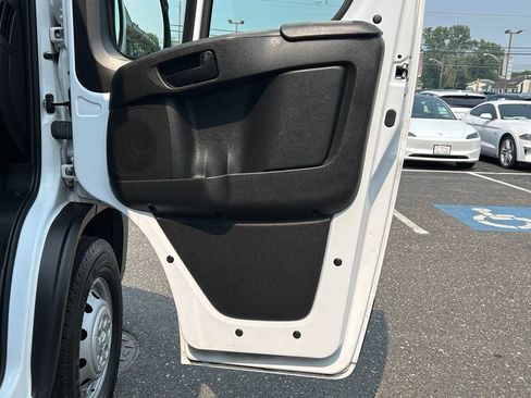 Used 2023 RAM ProMaster 1500 FWD image 9
