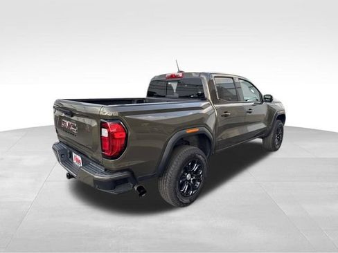 Used 2024 GMC Canyon Elevation w/ Convenience Package RWD image 4