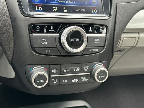 Used 2018 Acura RDX AWD w/ Advance Package image 23