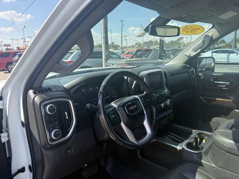 Used 2020 GMC Sierra 1500 SLT RWD image 9