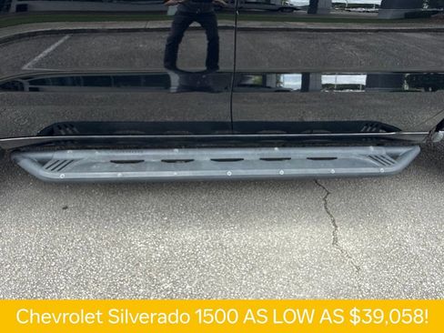 Used 2022 Chevrolet Silverado 1500 LT Trail Boss w/ LT Trail Boss Premium Package AWD/4WD image 14