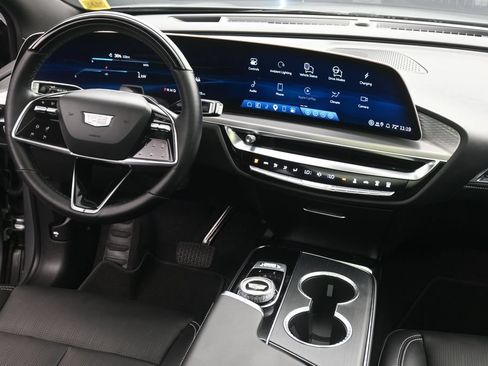 Certified 2026 Cadillac Lyriq Sport AWD/4WD image 14
