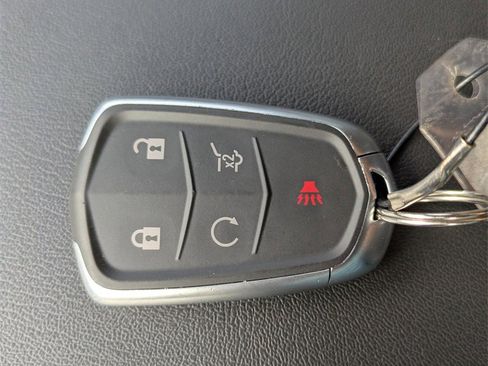 Used 2025 Cadillac XT5 Premium Luxury image 34