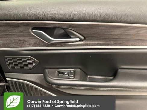 Used 2021 Jeep Grand Cherokee L Limited w/ Trailer Tow Group (B) image 17