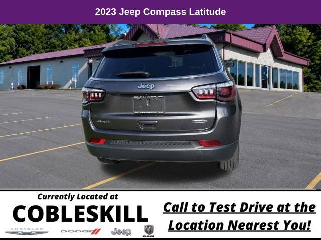 Used 2023 Jeep Compass Latitude w/ Convenience Group AWD/4WD image 5