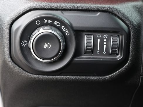 Used 2020 Jeep Wrangler Unlimited Rubicon AWD/4WD image 34