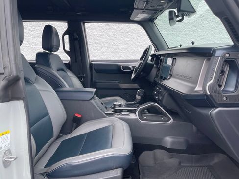 Used 2021 Ford Bronco First Edition AWD/4WD image 30