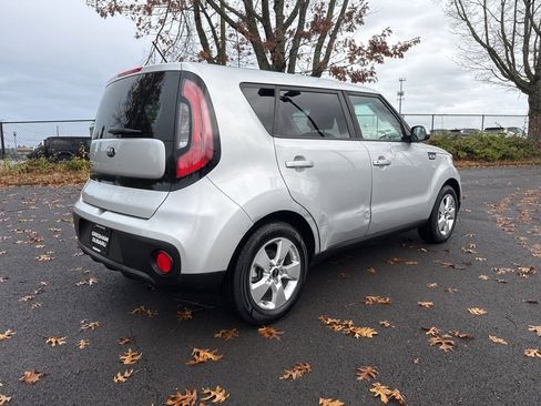 Used 2018 Kia Soul image 7