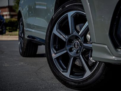 Certified 2025 Audi Q3 2.0T Premium Plus w/ Premium Plus Package