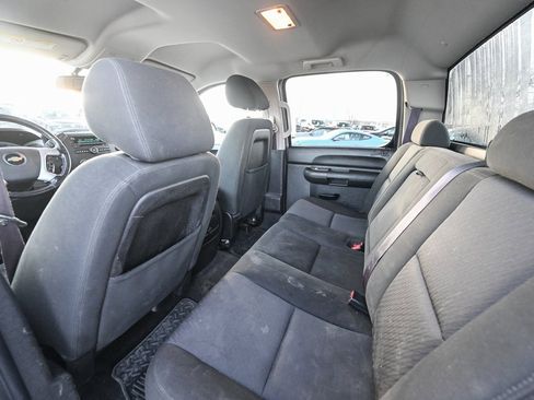 Used 2011 Chevrolet Silverado 2500 LT w/ Interior Plus Package image 20