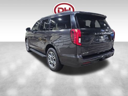 Used 2025 Ford Expedition Active AWD/4WD image 11