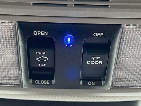 Used 2024 Honda Odyssey EX-L image 20