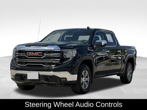 Used 2025 GMC Sierra 1500 SLT AWD/4WD image 5