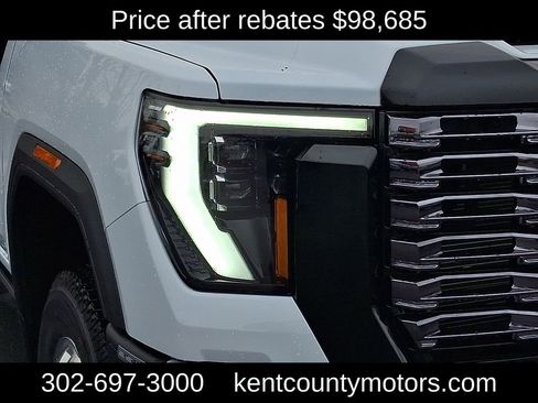 New 2026 GMC Sierra 3500 Denali Ultimate image 10