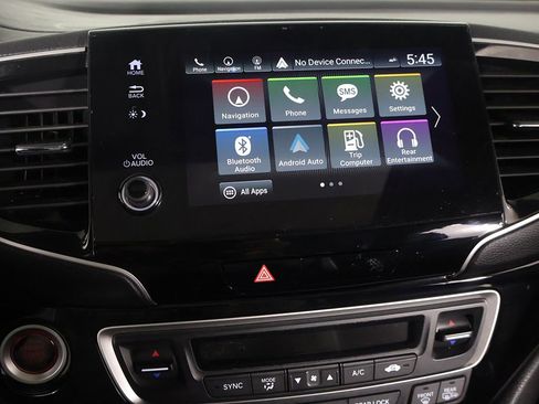 Used 2019 Honda Pilot Touring image 50
