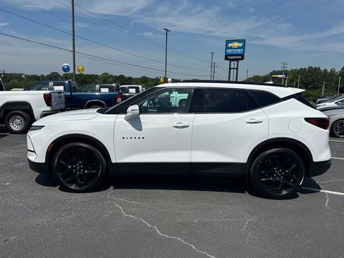 Used 2024 Chevrolet Blazer LT w/ LPO, Floor Liner Package FWD image 9