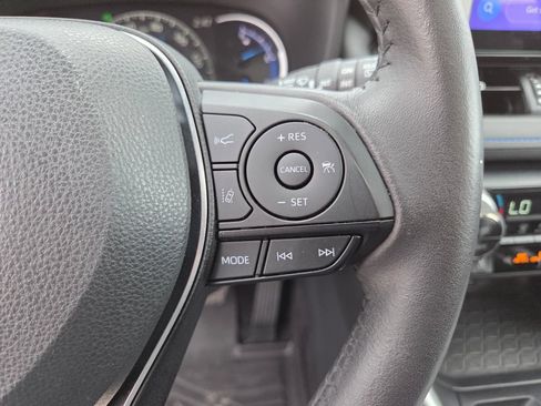 Used 2024 Toyota RAV4 XSE AWD/4WD image 33