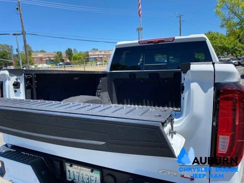 Used 2025 GMC Sierra 1500 AT4 w/ AT4 Premium Package AWD/4WD image 13
