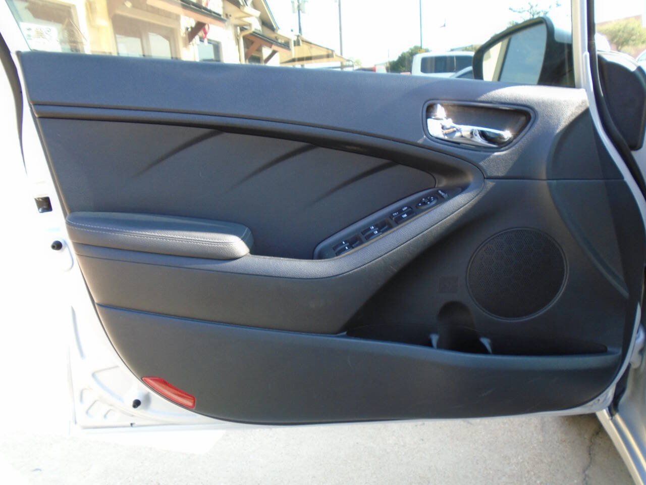 Used 2017 Kia Forte EX FWD image 28