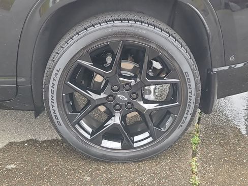 Used 2025 Chevrolet Traverse RS w/ LPO, Floor Liner Package image 16