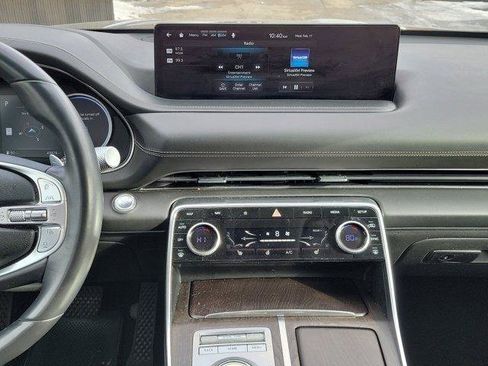 Used 2024 Genesis GV80 2.5T image 18