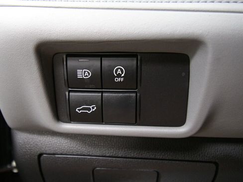 Certified 2024 Toyota Highlander LE image 14