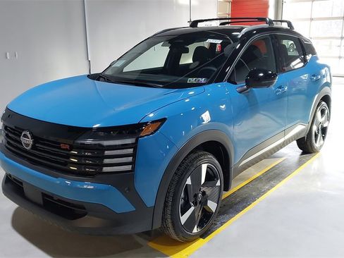 New 2026 Nissan Kicks SR w/ SR Premium Package image 18