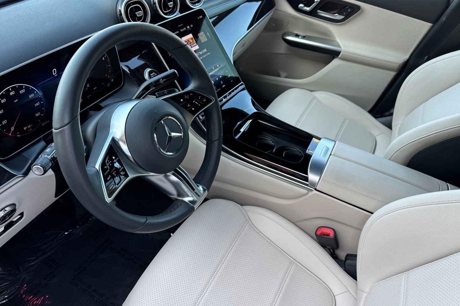 Used 2026 Mercedes-Benz GLC 300 4MATIC image 10