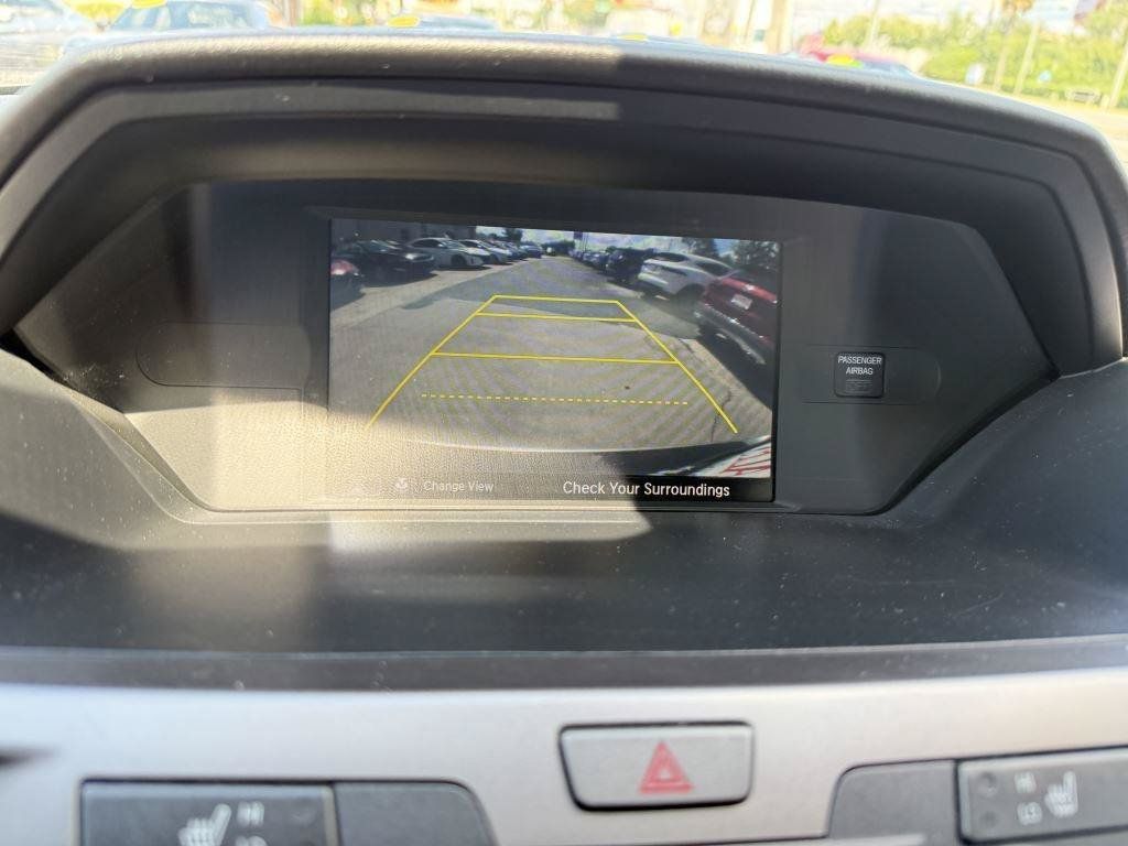 Used 2015 Honda Odyssey Touring image 16
