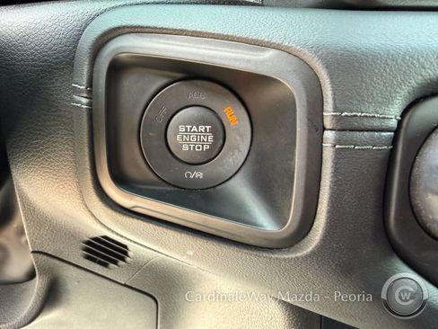 Used 2024 Jeep Wrangler High Altitude AWD/4WD image 31