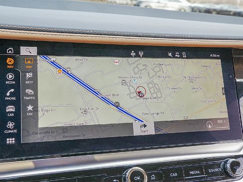 Certified 2021 Bentley Flying Spur V8 image 28