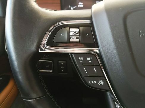 Used 2021 Lincoln Navigator Reserve AWD/4WD image 19