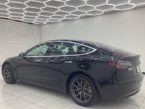 Used 2018 Tesla Model 3 Long Range image 11