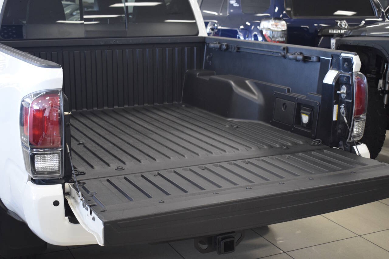 Used 2017 Toyota Tacoma TRD Pro AWD/4WD image 57
