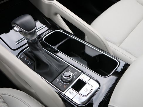 Used 2025 Kia Telluride S AWD/4WD image 25