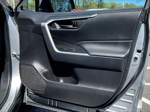 Used 2024 Toyota RAV4 LE image 23