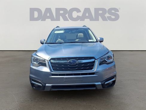 Used 2017 Subaru Forester 2.5i Limited AWD/4WD image 2