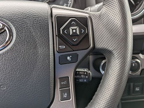 Used 2023 Toyota Tacoma TRD Sport image 19