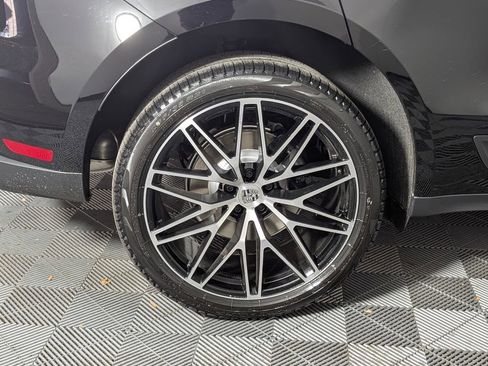 New 2026 Porsche Macan S image 13