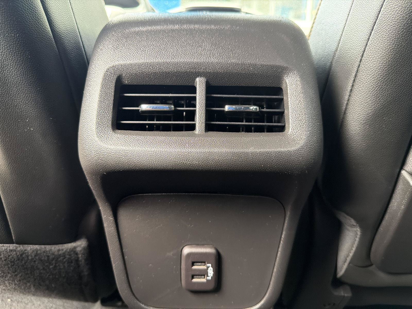 Used 2023 GMC Terrain AT4 AWD/4WD image 37