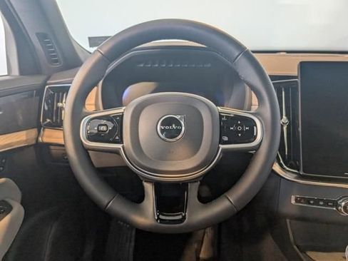 New 2026 Volvo XC90 B6 Plus w/ Protection Package Premier AWD/4WD image 15
